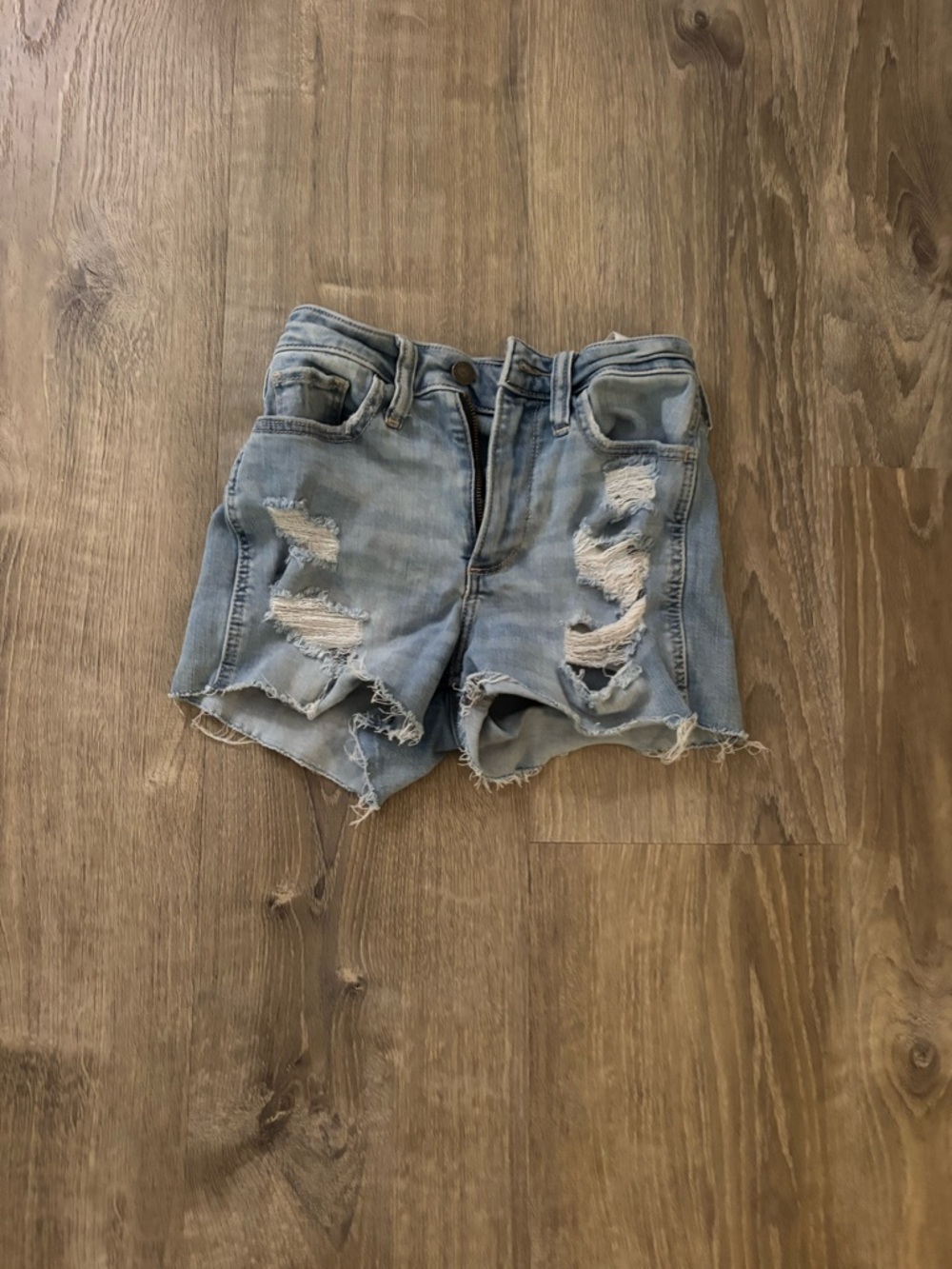 Holster jean shorts size 24